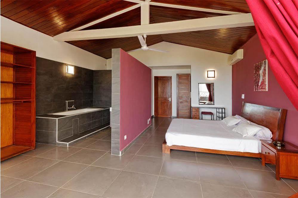 Villa Les Orchidees Nosy Be Exterior photo
